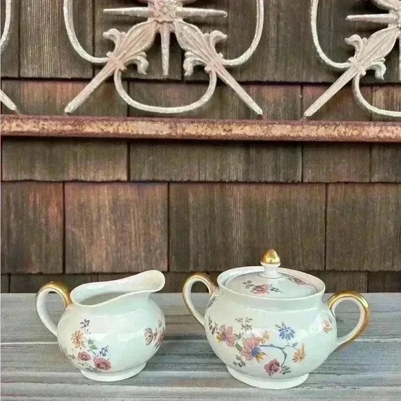 Vintage French sugar bowl and creamer set by Haviland Limogues France. - Picture 1 of 7